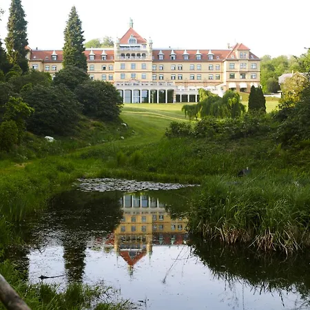 Szálloda Vejlefjord Stouby