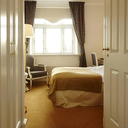 Vejlefjord Hotel 4*