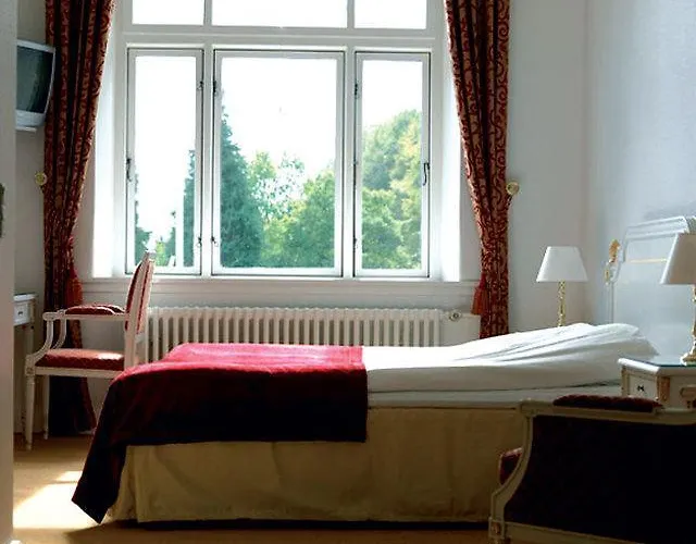 Vejlefjord Hotel 4*